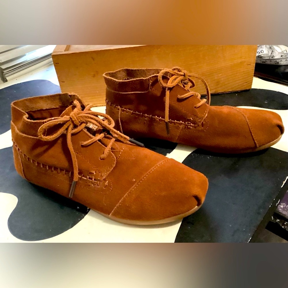 Tom’s suede moccasin ankle boots. Size 8